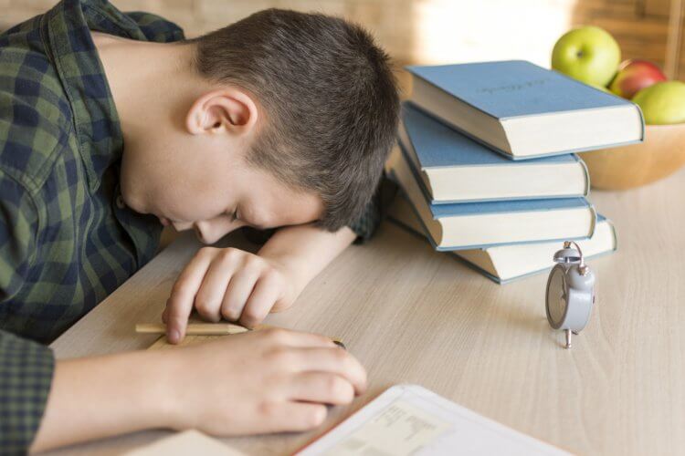 授業中の耐え難い眠気