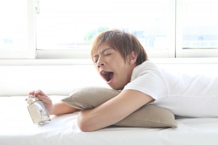 眠気を引き起こす原因